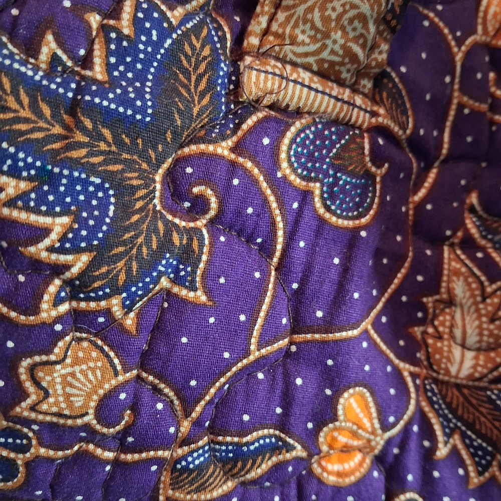 Quilted Purple Floral Tote Bag with Red Interior - Picture 4 of 7